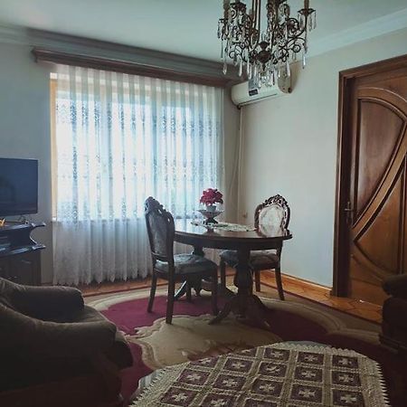 Giorgis Home Batumi Bagian luar foto