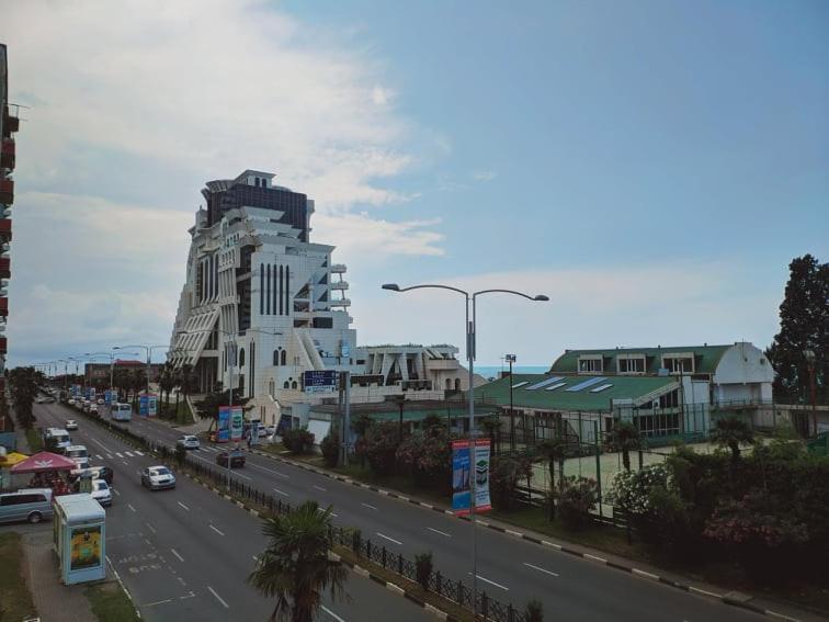 Giorgis Home Batumi Bagian luar foto
